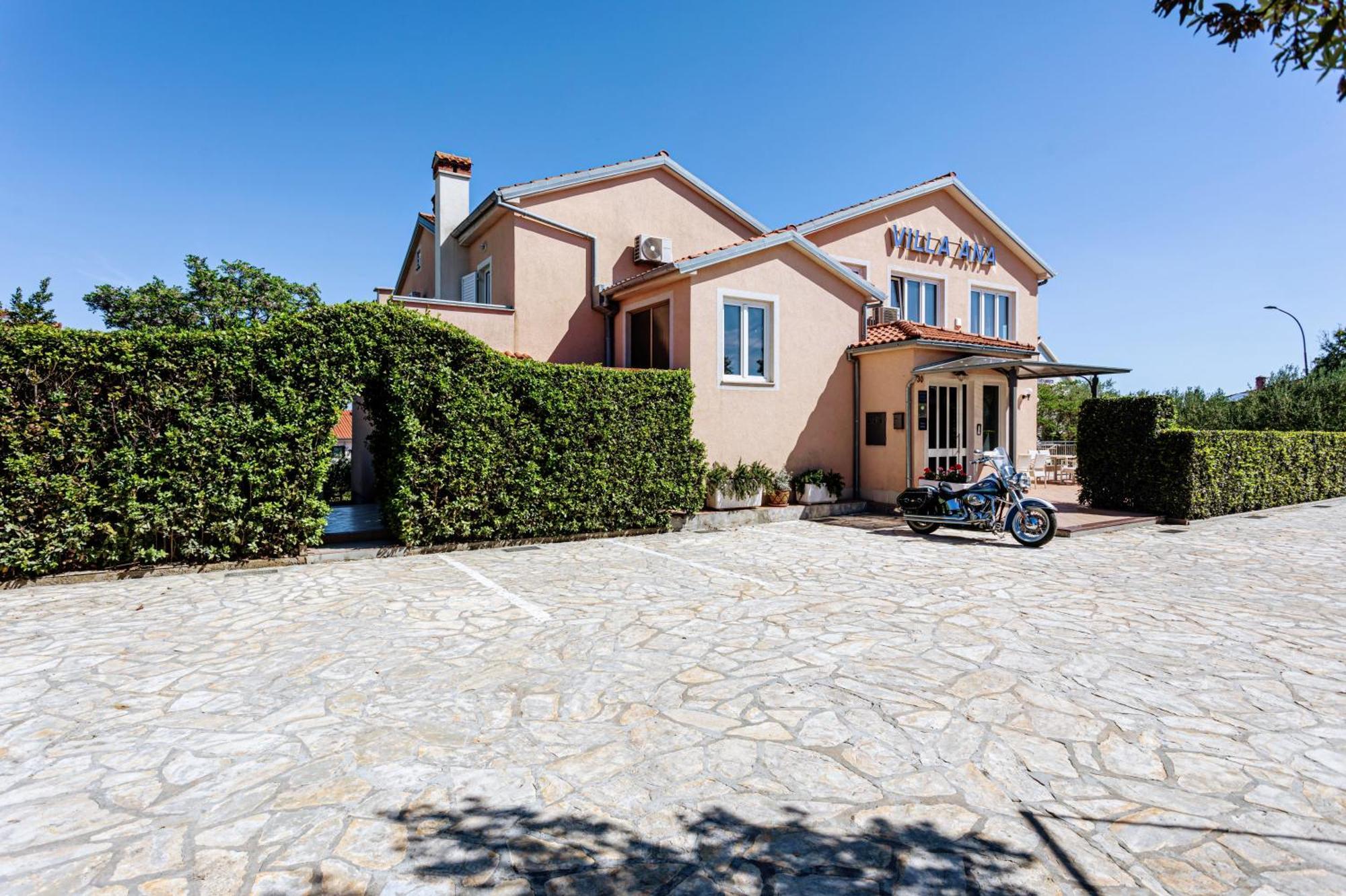 B&B Villa Ana Krk Town Exterior foto